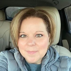 Meet your Posher, Leslie